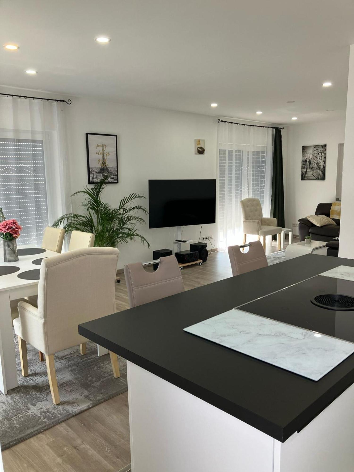 Moderne Einliegerwohnung Naehe Ingolstadt Und Bad Goegging Munchsmunster Exteriör bild